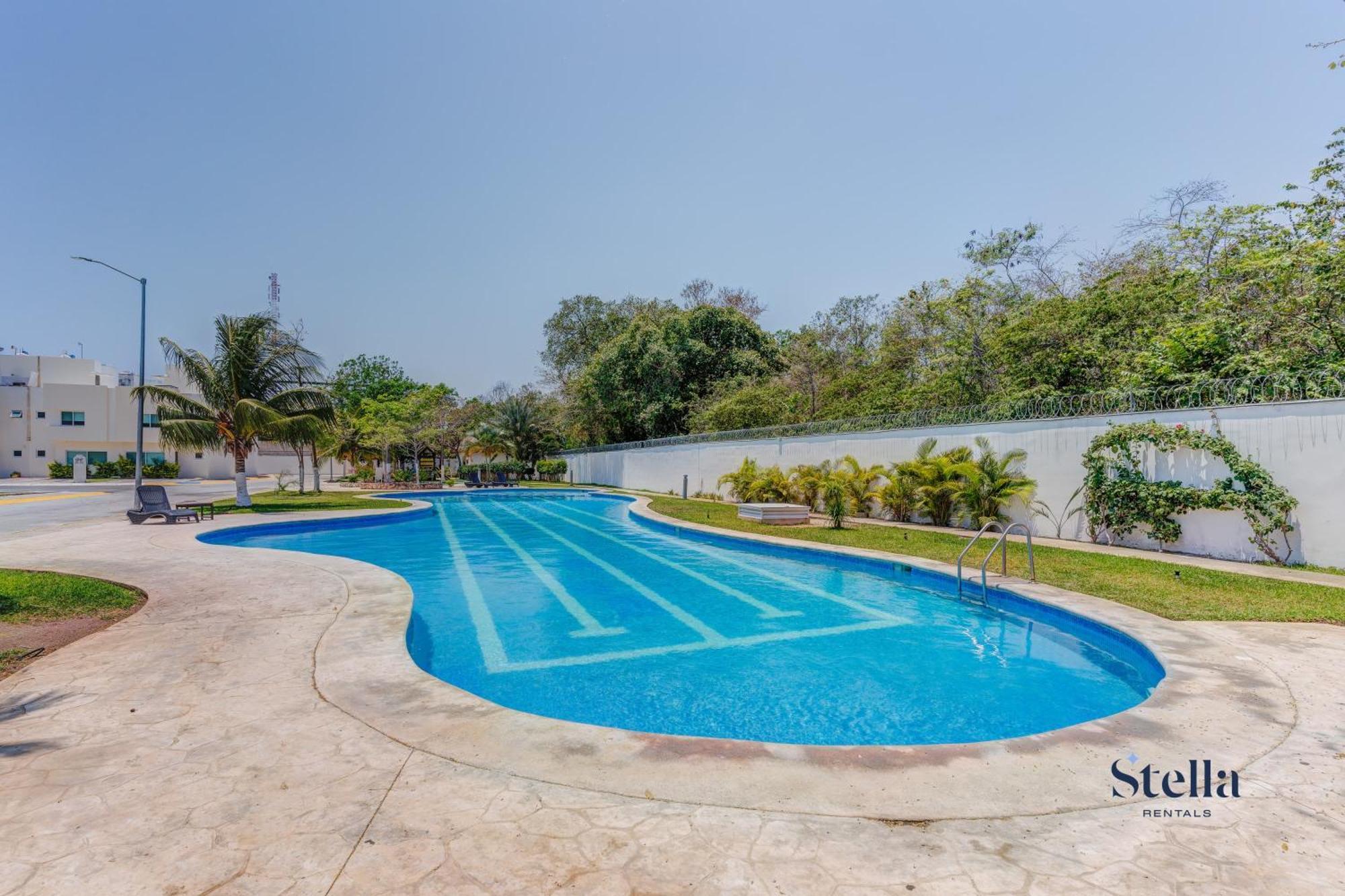 Apartamento Private Roof With Bbq Shared Pool And Playground