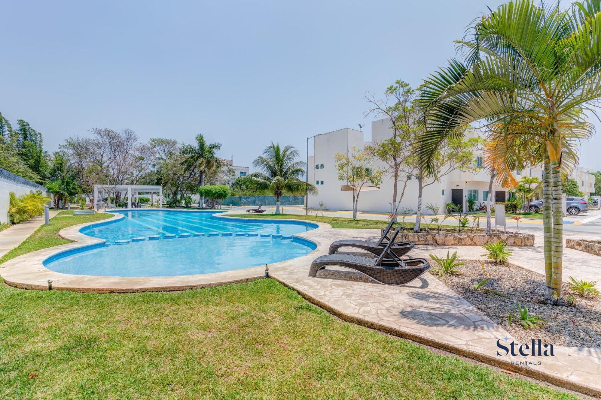 Apartamento Private Roof With Bbq Shared Pool And Playground